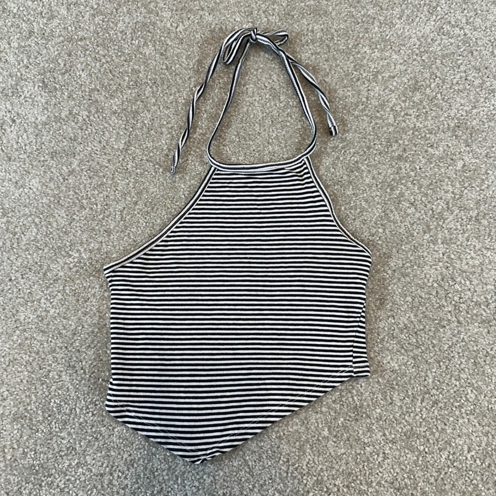 Charlotte Russe Striped Halter‎ Crop Top Asymmetrical Hem Black White Size XS